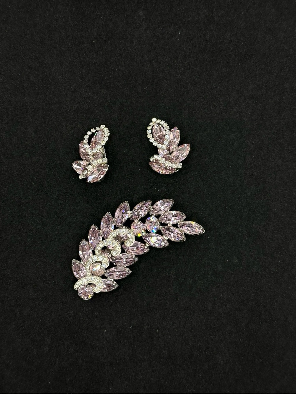 Vintage Weiss Lavender Crystal Leaf Brooch and Earring Set - Women Jewelry